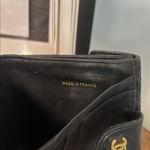 CHANEL DOUBLE SNAP CC Black Quilted lambskin wallet - Picture 10 of 16